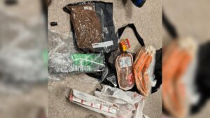 Tùy tiện thả đồ ăn bằng drone vào nhà tù, nhà chức trách vào cuộc 15 Tùy tiện thả đồ ăn bằng drone vào nhà tù, nhà chức trách vào cuộc