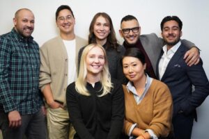 Cashew Research Dùng AI Tấn Công Thị Trường Nghiên Cứu $90 Tỷ 7 Cashew Research Dùng AI Tấn Công Thị Trường Nghiên Cứu $90 Tỷ