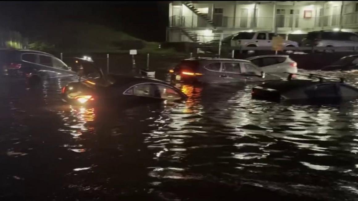 Christmas nightmare Flash flood destroys multiple cars in San Mateo County