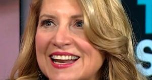 Nữ hoàng radio Delilah nhìn lại sự nghiệp 3 Nữ hoàng radio Delilah nhìn lại sự nghiệp