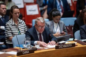 Động thái về Greenland của Tổng Thống Donald Trump làm dấy lên căng thẳng