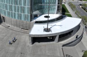 Giáo Phận Oakland Đề Xuất Bồi Thường 242 Triệu Đô Vụ Lạm Dụng Tình Dục