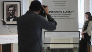 Lịch sử Hoa Kỳ: Ngày 6 tháng 12, Tu chính án 13 được phê chuẩn, bãi bỏ chế độ nô lệ 32 Lịch sử Hoa Kỳ: Ngày 6 tháng 12, Tu chính án 13 được phê chuẩn, bãi bỏ chế độ nô lệ