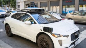 Em bé chào đời trên xe Waymo ở San Francisco 13 Em bé chào đời trên xe Waymo ở San Francisco