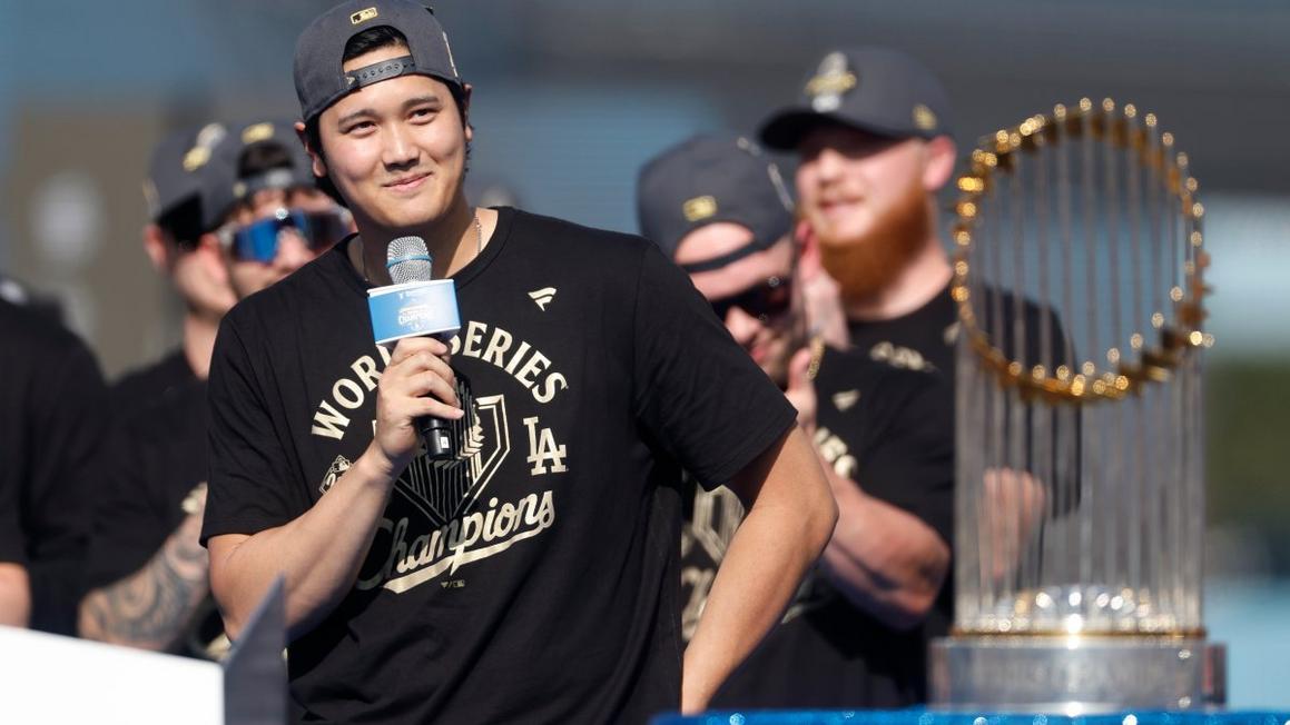 Shohei Ohtani được vinh danh là Vận động viên Nam của Năm 1 GettyImages 2244851816