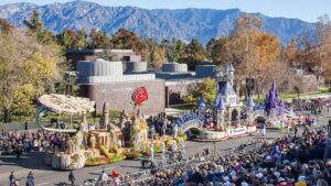 Vé Rose Parade Miễn Phí Cho Cư Dân Bị Thiệt Hại Vì Cháy Rừng 4 Vé Rose Parade Miễn Phí Cho Cư Dân Bị Thiệt Hại Vì Cháy Rừng
