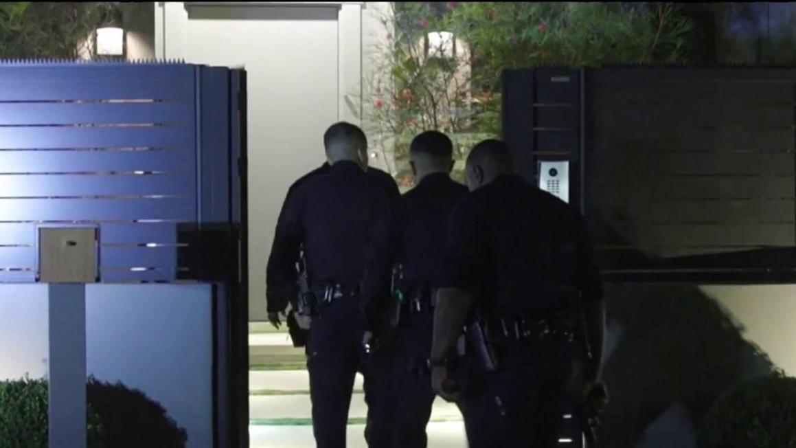 Group tries to break into Bel Air home