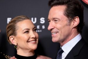 Sự ăn ý của Hugh Jackman và Kate Hudson ‘gây sóng gió’ tại gia?
