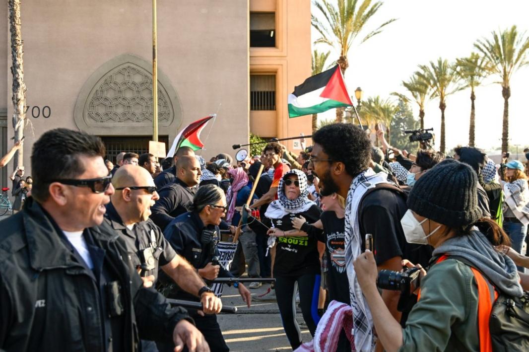 Trường Đại học California đạt thỏa thuận về phân biệt đối xử với người Do Thái 1 IDB L POMGRAD 0512 01 1304cf