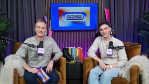 Adam Rippon giới thiệu những vận động viên Olympic truyền cảm hứng trong podcast của NBC 11 Adam Rippon giới thiệu những vận động viên Olympic truyền cảm hứng trong podcast của NBC
