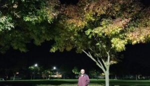 Người dân Milpitas chia sẻ 25 năm đi dạo trong công viên 8 Người dân Milpitas chia sẻ 25 năm đi dạo trong công viên