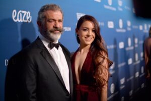 Mel Gibson và bạn gái trẻ chia tay sau 9 năm