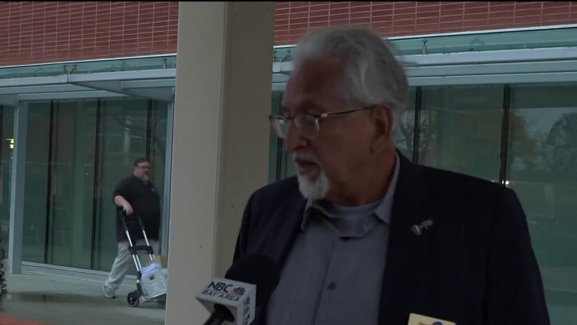 Thị trưởng Richmond đối diện với việc từ chức vì những phát ngôn gây tranh cãi 1 Richmond mayor faces calls to resign following controversy