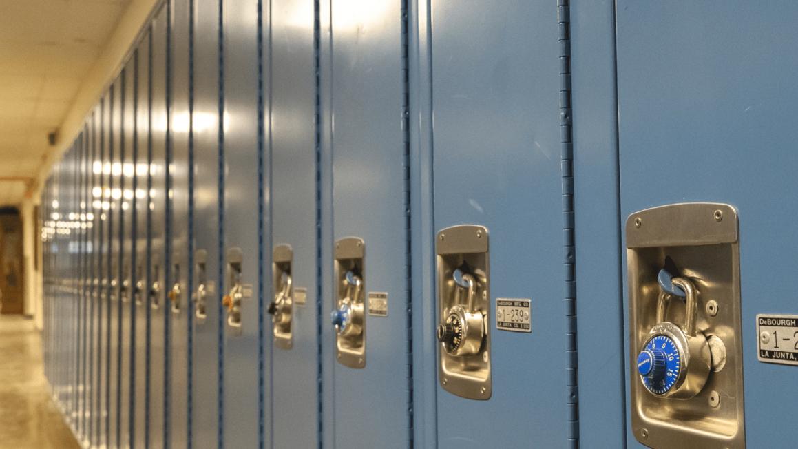 SCHOOL HALLWAY GENERIC