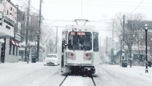 SEPTA Bắt Đầu Cung Cấp Xe Buýt Thay Thế do Đường Hầm Tàu Điện Ngầm Trung Tâm Đóng Cửa 32 SEPTA Bắt Đầu Cung Cấp Xe Buýt Thay Thế do Đường Hầm Tàu Điện Ngầm Trung Tâm Đóng Cửa