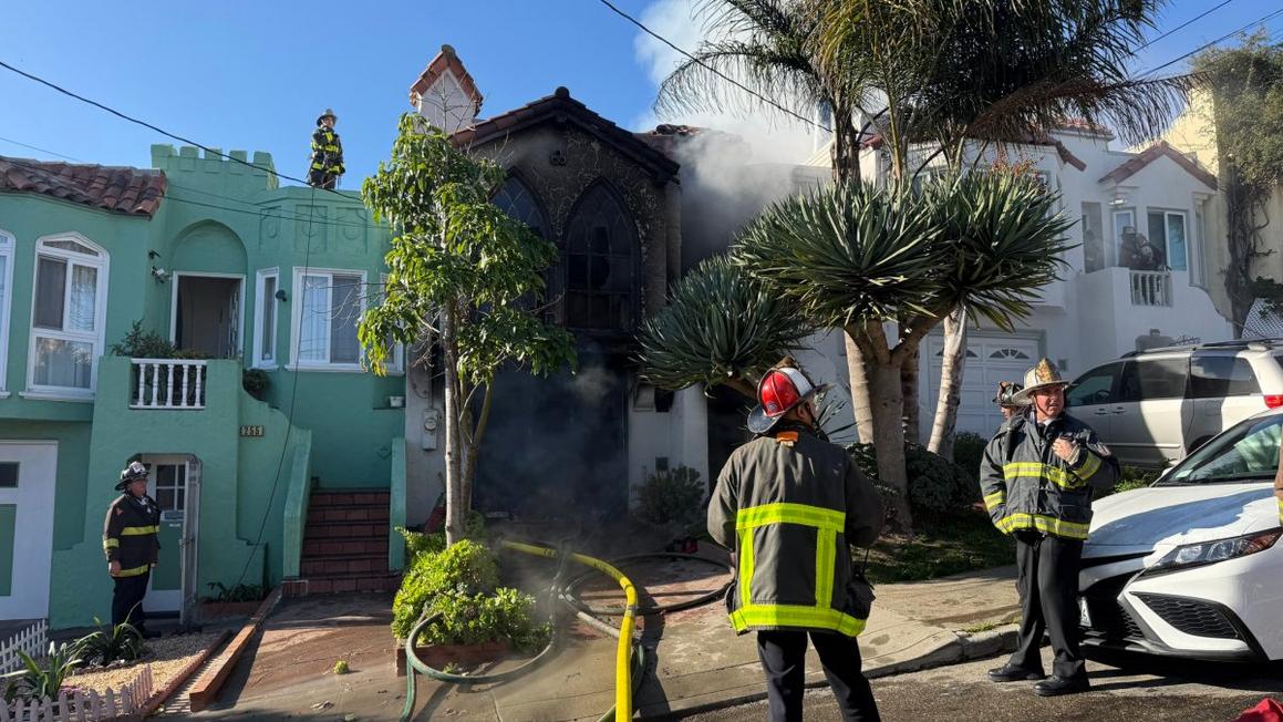 Hỏa hoạn thiêu rụi nhiều nhà dân tại San Francisco 1 SF Fire