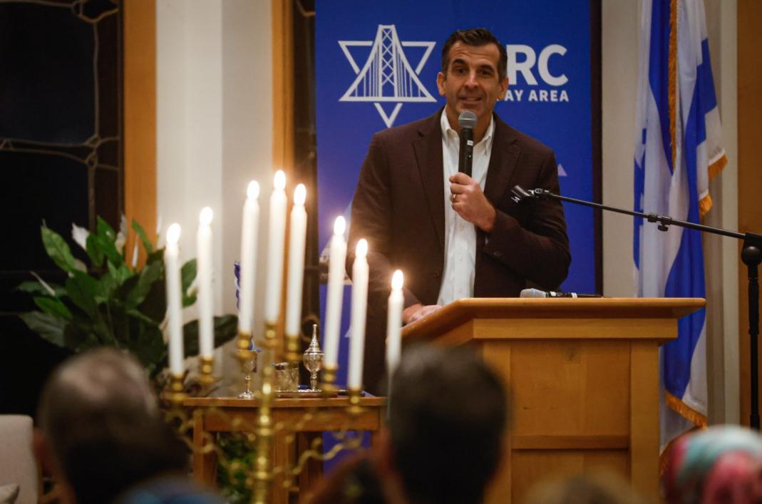 SJM L ANTIANTISEM 1221 9