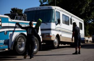 San Jose xử lý hơn 500 xe đậu trái phép đăng ký quá hạn