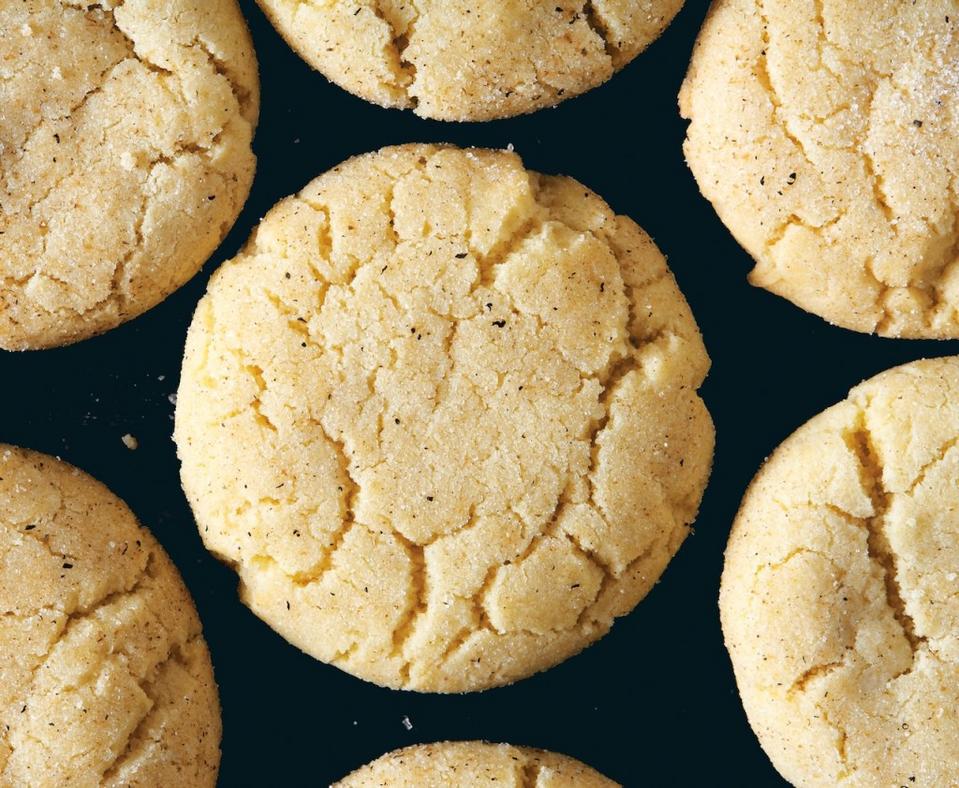 Bánh Snickerdoodle Vị Trứng Gà cho Mùa Lễ Hội 1 SJM L HOLIDAYCOOKIES 1221 03 1