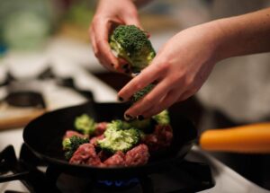 America's Test Kitchen Mua Lại Trang Công Thức Food52 Đang Phá Sản 2 America’s Test Kitchen Mua Lại Trang Công Thức Food52 Đang Phá Sản