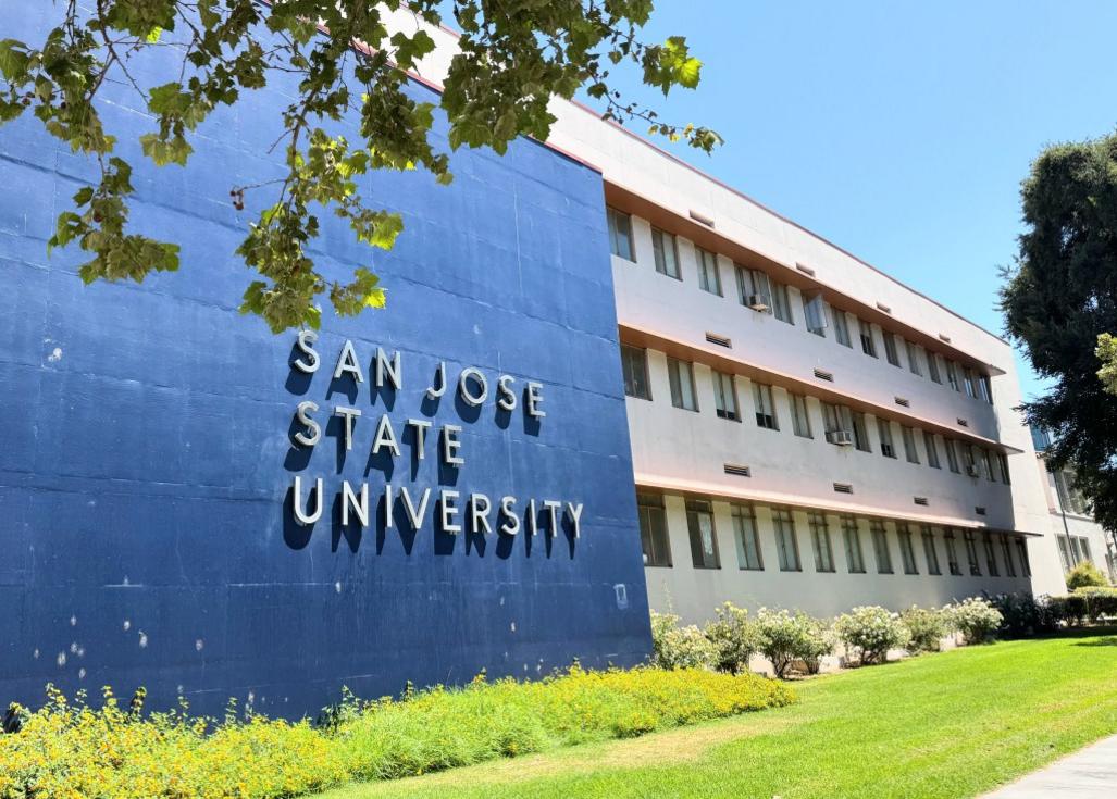 SJM L PIZARRO COL 0815 01