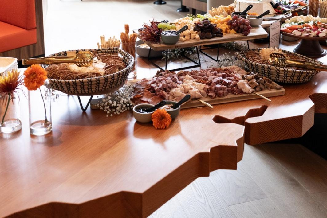 Nhà hàng Poppy & Claro mới ở San Jose có món ăn đặc trưng của đầu bếp và vị trí đắc địa 1 SJM L POPPY 1207