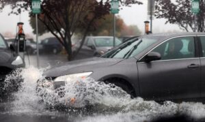 Một người thiệt mạng do mưa lớn và lũ quét tại Bắc California