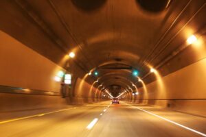Đường hầm Caldecott bị đóng cửa do sự cố khẩn cấp