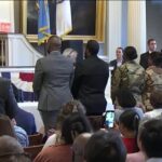 Chính Quyền Tổng Thống Donald Trump Hủy Bỏ Đột Ngột Lễ Nhập Tịch cho Một Số Di Dân