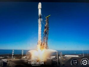 Tên lửa SpaceX Falcon 9 đưa vệ tinh do sinh viên Đại học Sonoma State chế tạo vào quỹ đạo