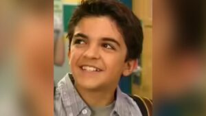 Tài tử ‘Ned’s Declassified’ trở lại đường phố sau 72 giờ bị giam