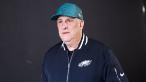 Vic Fangio: Bậc thầy thích ứng của đội Eagles