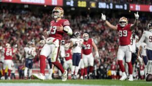 49ers thắng kịch tính Bears, tiến gần ngôi đầu NFC 18 49ers thắng kịch tính Bears, tiến gần ngôi đầu NFC