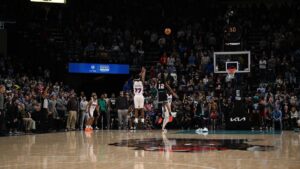 Edgecombe ghi điểm quyết định, 76ers thắng Grizzlies sau hiệp phụ 11 Edgecombe ghi điểm quyết định, 76ers thắng Grizzlies sau hiệp phụ