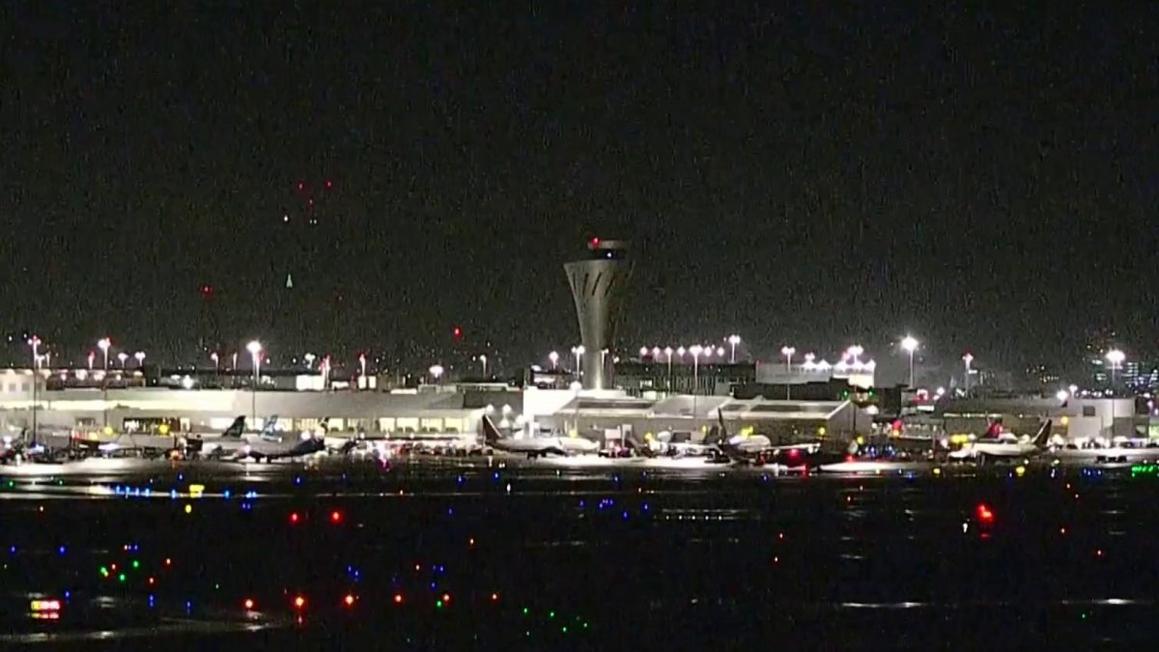 Weather and E2 80 98suspicious package prompt delays at SFO