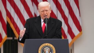 Quý vị có thể mở ‘Tài Khoản Trump’ cho con cái không? Những điều cần biết khi chương trình nhận khoản tài trợ 6.25 tỷ đô la