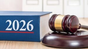 Luật Mới Có Hiệu Lực vào Năm 2026 tại Nhiều Tiểu Bang