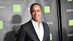 Maurice DuBois rời ‘CBS Evening News’ sau 20 năm