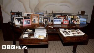 Bộ Tư Pháp Mỹ Gỡ bỏ ảnh trong hồ sơ Epstein vì lý do ‘bảo vệ nạn nhân’