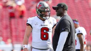 Huấn luyện viên Buccaneers chỉ trích màn trình diễn của Baker Mayfield 11 Huấn luyện viên Buccaneers chỉ trích màn trình diễn của Baker Mayfield