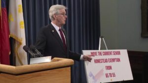 Texas: Đề xuất mới về giảm thuế nhà đất cho người trên 55 tuổi 2 Texas: Đề xuất mới về giảm thuế nhà đất cho người trên 55 tuổi