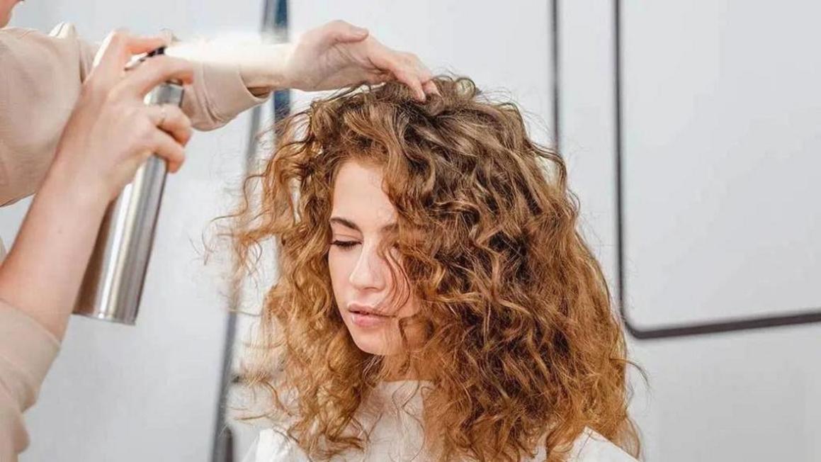 Tư Vấn: Những loại xịt tóc tốt nhất 1 best hair spray