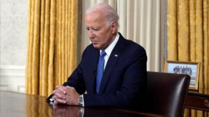 Truyền thông Mỹ bị ‘phanh phui’ vì che giấu sự sa sút của ông Biden