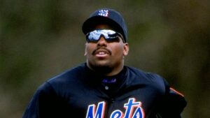 Cựu cầu thủ MLB Bobby Bonilla tin tưởng vào tương lai của đội Mets 2 Cựu cầu thủ MLB Bobby Bonilla tin tưởng vào tương lai của đội Mets