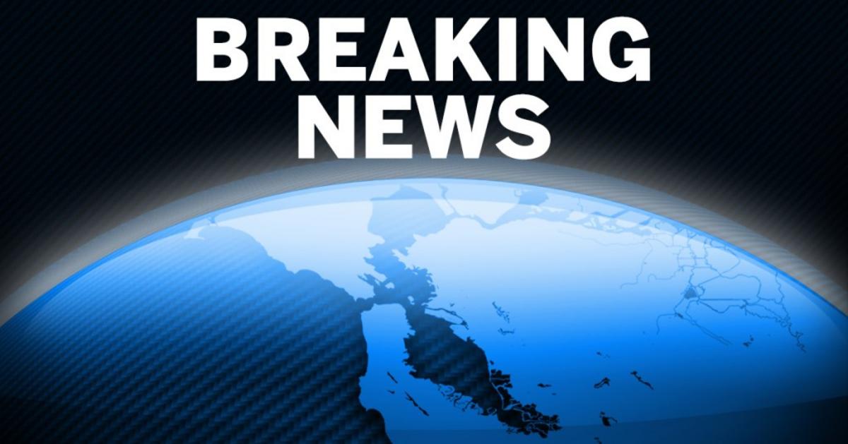 breaking news blue globe facebook1