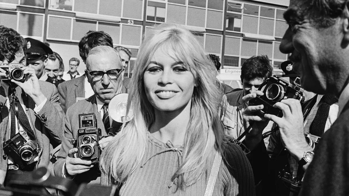 brigitte bardot black white
