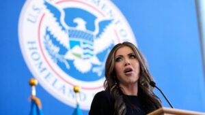 Bộ An Ninh Nội Địa Mỹ Tăng Mức Hỗ Trợ Người Nhập Cư Tự Nguyện Về Nước