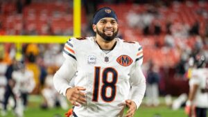 Cầu thủ Caleb Williams Bỏ Qua Trách Nhiệm Với Giới Truyền Thông