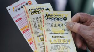 Jackpot Powerball gần 1 Tỷ Đô-la 4 Jackpot Powerball gần 1 Tỷ Đô-la