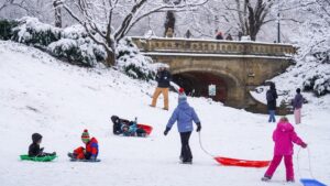 Bão tuyết ‘nguy hiểm’ ập đến New York, New Jersey và các vùng lân cận